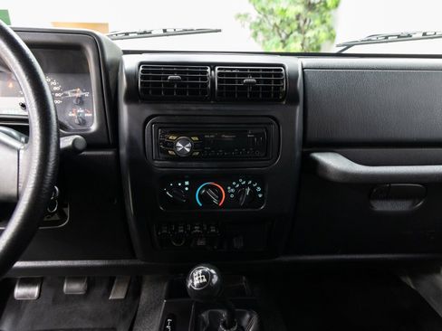 Used 2006 Jeep Wrangler Unlimited image 17