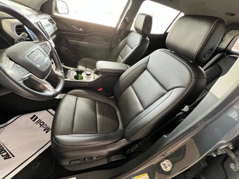 Used 2022 GMC Acadia SLT w/ LPO, Roadside Safety Package AWD/4WD image 15