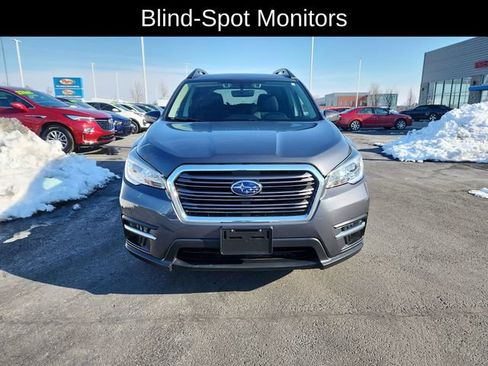 Used 2019 Subaru Ascent Premium image 2
