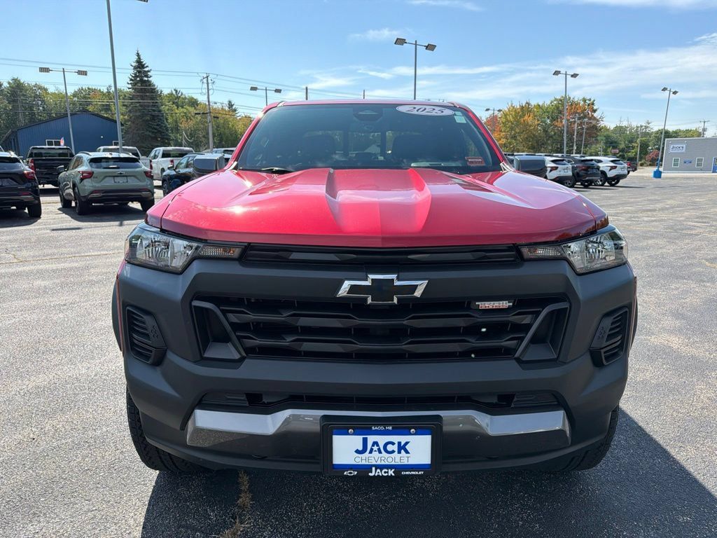 Certified 2025 Chevrolet Colorado Trail Boss AWD/4WD image 2