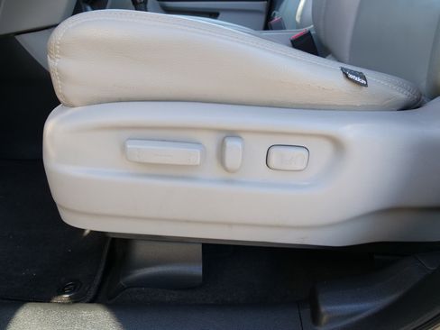 Used 2019 Honda Pilot EX image 17