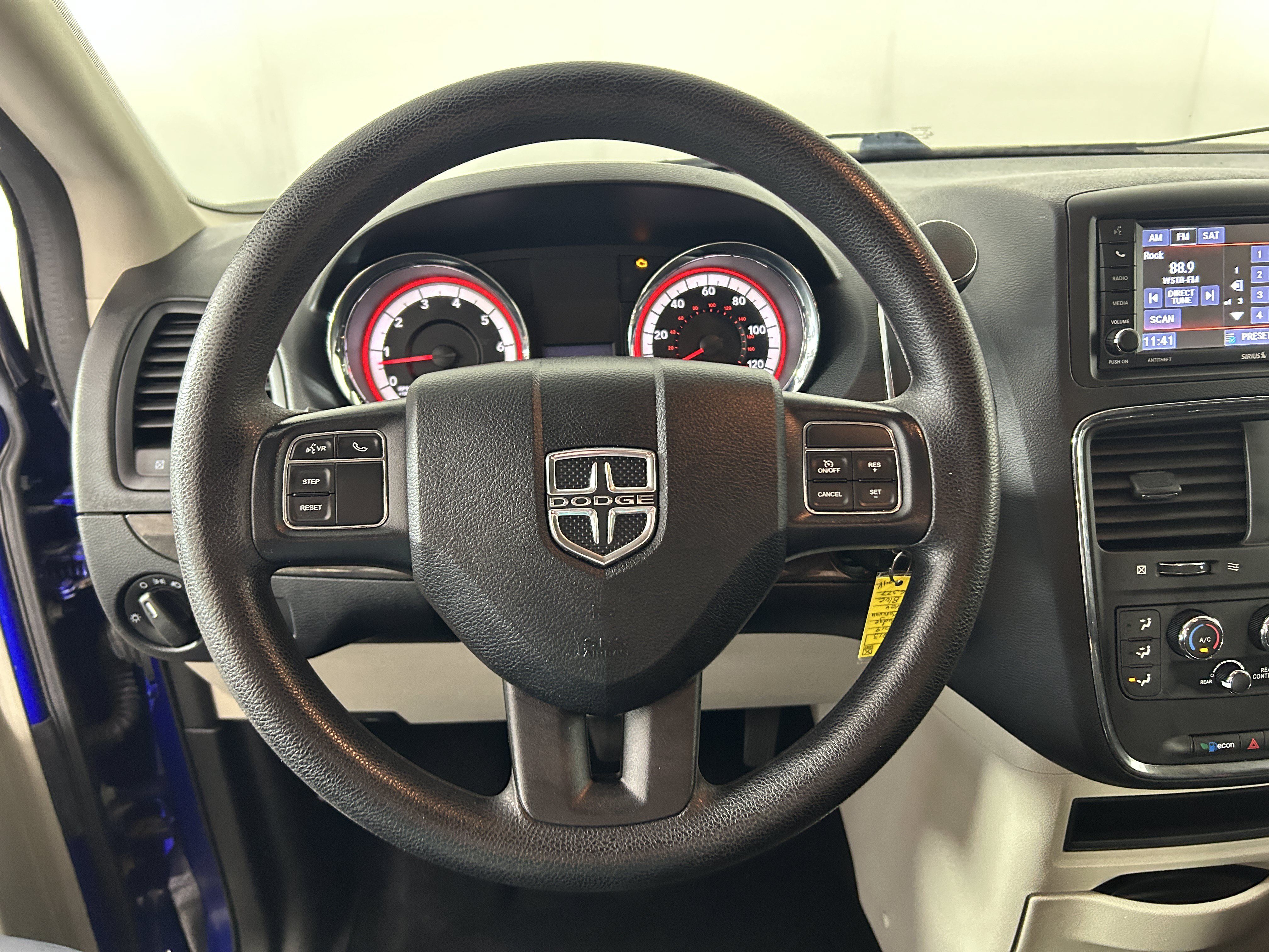 Used 2019 Dodge Grand Caravan FWD image 13