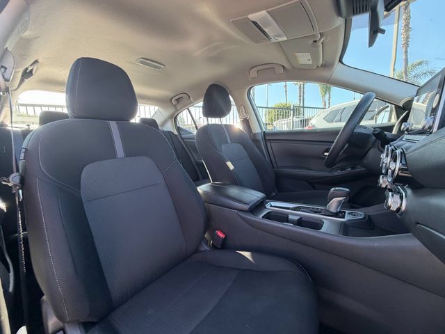 Used 2024 Nissan Sentra SV FWD image 29