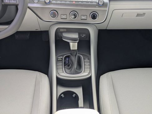 New 2026 Hyundai Kona SE FWD image 31