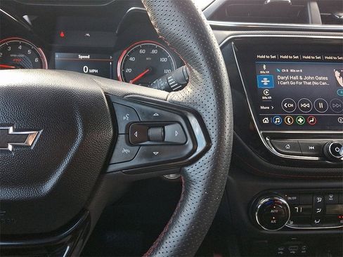 Certified 2022 Chevrolet TrailBlazer RS w/ Technology Package image 23
