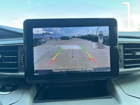 Used 2023 Ford Explorer XLT w/ Equipment Group 202A image 26