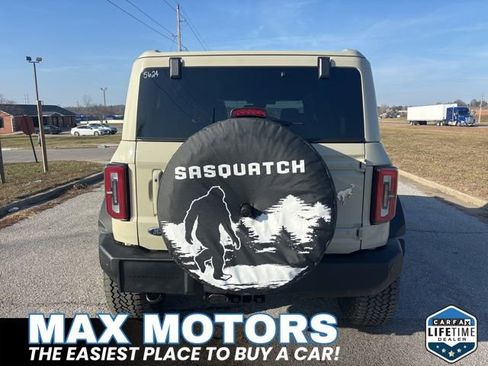 New 2025 Ford Bronco Outer Banks w/ Sasquatch Package image 4