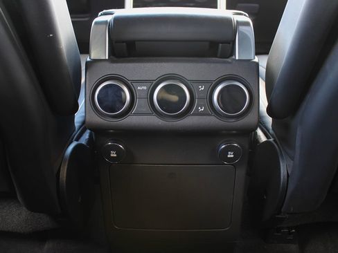 Used 2018 Land Rover Discovery HSE Luxury AWD/4WD image 38