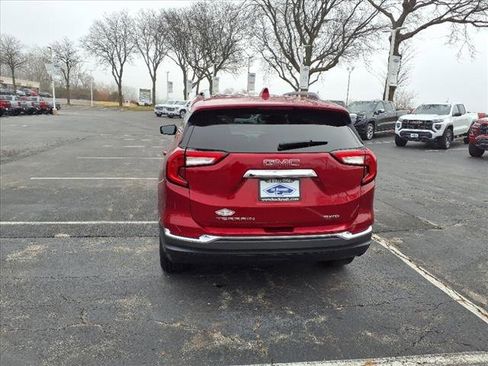 Used 2022 GMC Terrain SLT image 6
