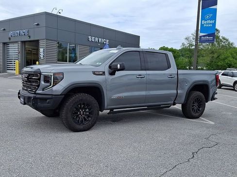 Used 2023 GMC Sierra 1500 AT4X AWD/4WD image 6