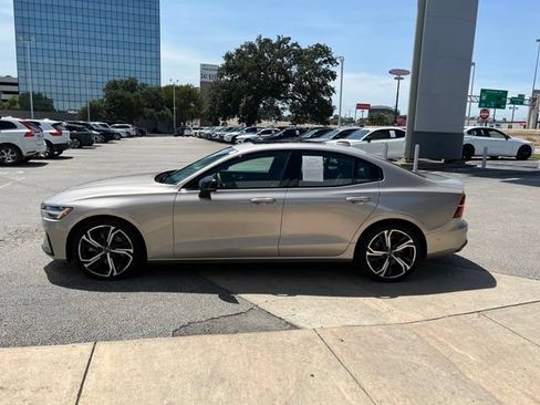 Certified 2024 Volvo S60 B5 Plus FWD image 4