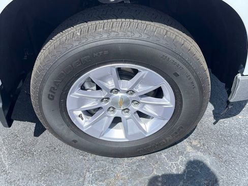 Used 2025 Chevrolet Silverado 1500 W/T RWD image 9