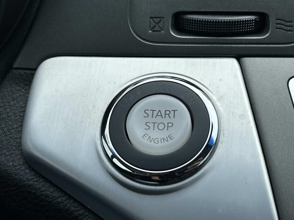Used 2014 Nissan Murano SL w/ Navigation Package AWD/4WD image 26