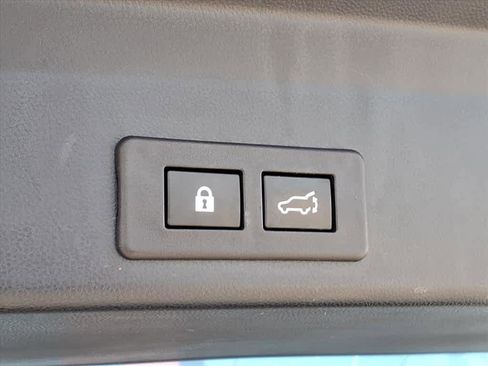 Used 2021 Subaru Ascent Touring w/ Popular Package #2A image 6