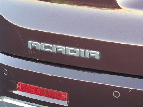 Used 2017 GMC Acadia Denali w/ Technology Package image 29