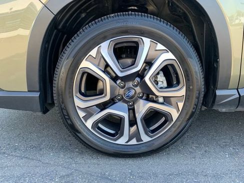 Used 2025 Subaru Ascent Touring AWD/4WD image 11