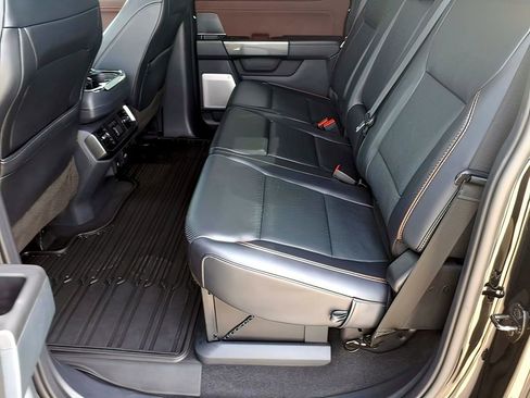 Used 2023 Ford F150 Lariat w/ Equipment Group 502A High image 24