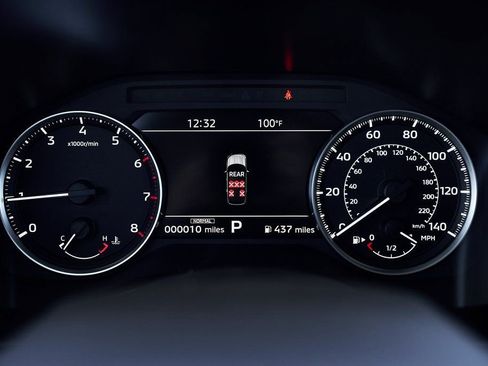 Used 2025 Mitsubishi Outlander SE image 39