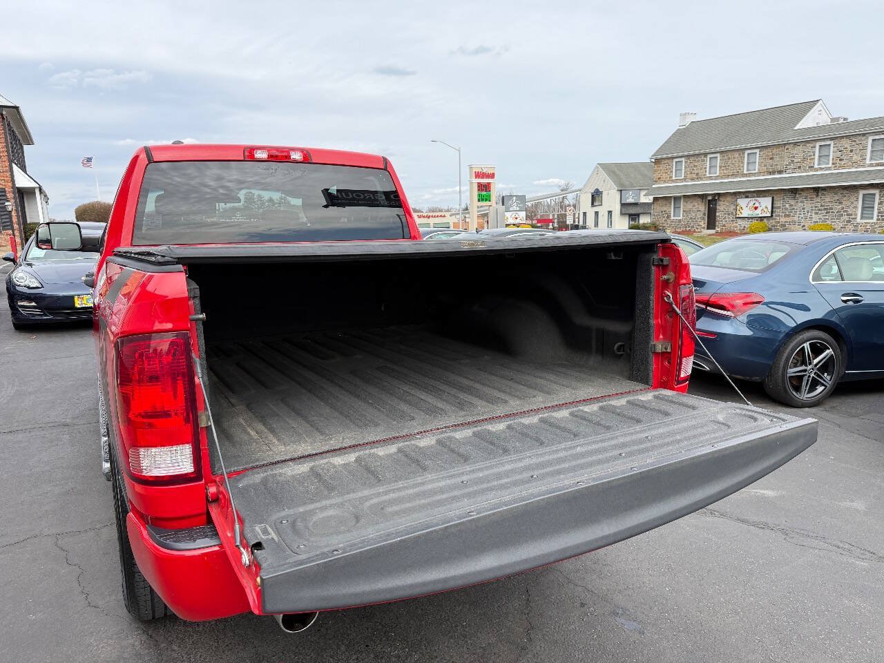 Used 2014 RAM 1500 Express AWD/4WD image 21