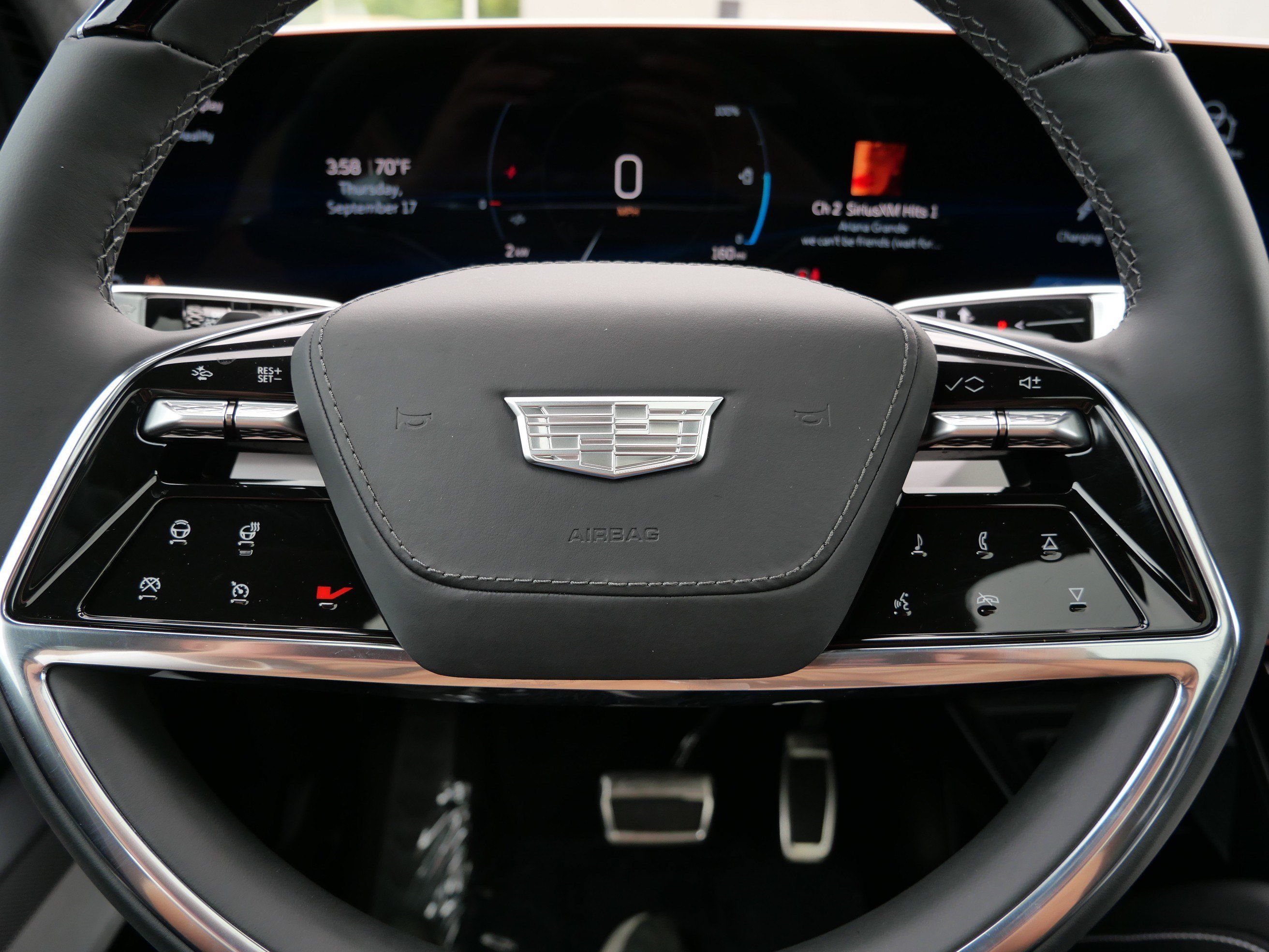 Certified 2026 Cadillac Vistiq Sport w/ LPO, Floor Liner Package AWD/4WD image 25