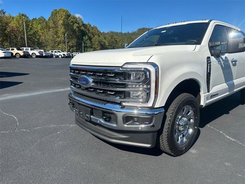 New 2026 Ford F250 King Ranch w/ Chrome Package image 10