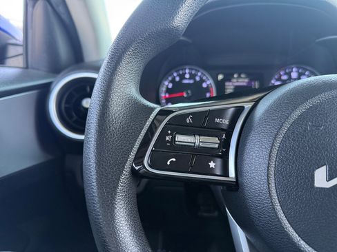 Used 2022 Kia Forte LXS w/ LXS Technology Package FWD image 20
