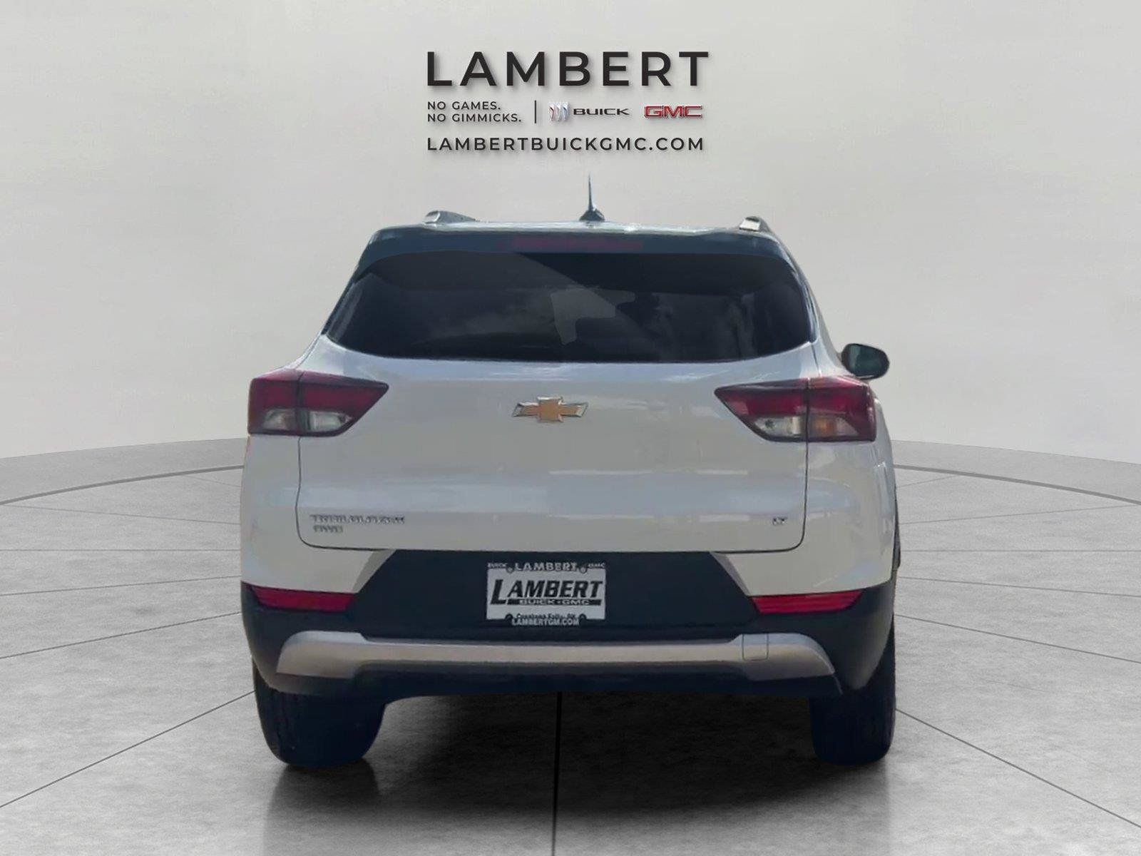 Used 2025 Chevrolet TrailBlazer LT w/ Driver Confidence Package AWD/4WD image 4