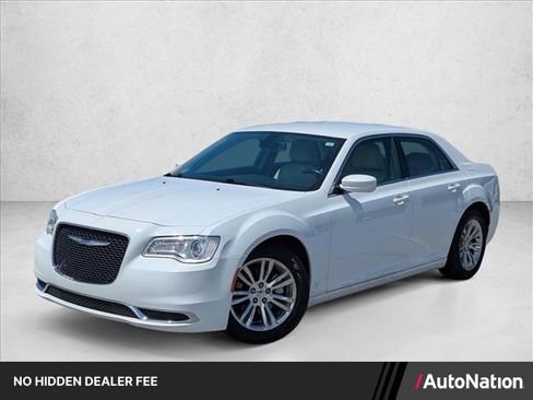 Used 2019 Chrysler 300 Touring L w/ Quick Order Package 22F RWD image 1