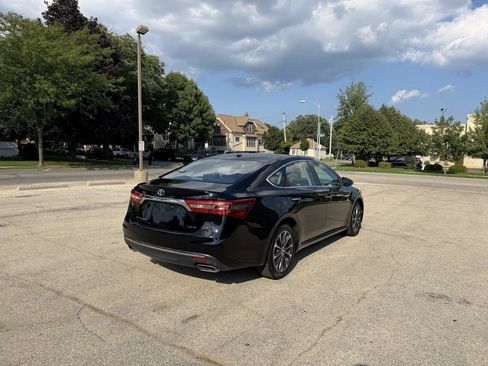 Used 2018 Toyota Avalon XLE FWD image 7