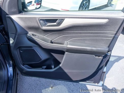 Used 2022 Ford Escape SE w/ SE Sport Appearance Package AWD/4WD image 23