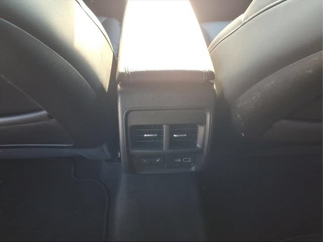 Used 2023 Cadillac XT4 Luxury w/ Driver Awareness Package AWD/4WD image 16