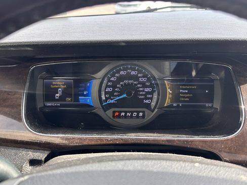 Used 2013 Ford Taurus Limited image 26