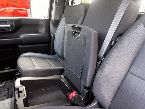 Used 2024 GMC Sierra 2500 Pro AWD/4WD image 29