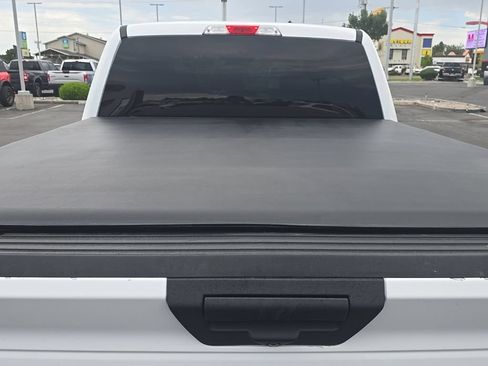 Used 2018 Ford F150 XLT AWD/4WD image 5