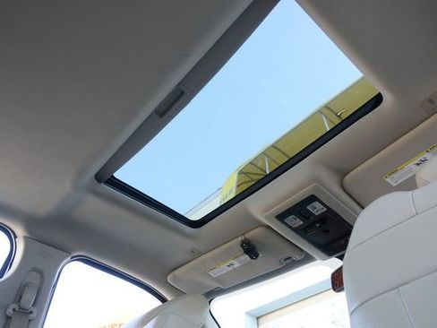 Used 2017 RAM 2500 Laramie w/ Convenience Group image 32