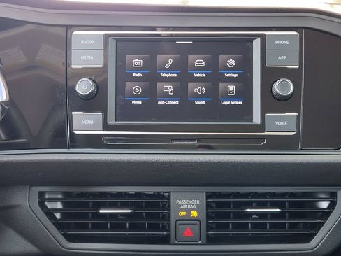Used 2023 Volkswagen Jetta S FWD image 11