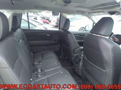 Used 2019 Honda Pilot Touring image 8