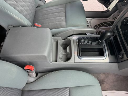 Used 2006 Jeep Grand Cherokee Laredo AWD/4WD image 23