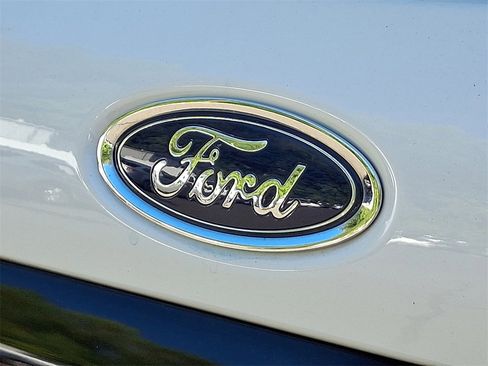 Certified 2022 Ford EcoSport SES w/ Interior Protection Package image 31