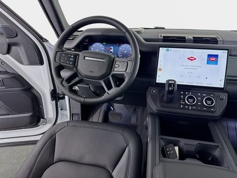 New 2026 Land Rover Defender 110 X-Dynamic SE image 25