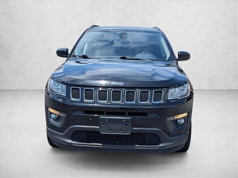 Used 2020 Jeep Compass Latitude w/ Popular Equipment Group AWD/4WD image 2