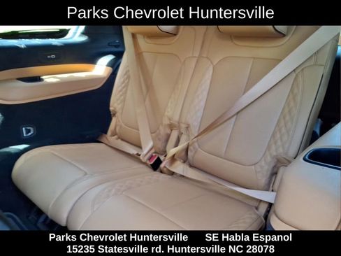Used 2023 Jeep Grand Cherokee L Summit w/ Advanced Protech Group IV AWD/4WD image 24