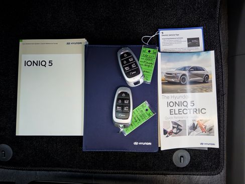 Used 2024 Hyundai Ioniq 5 SEL RWD image 23