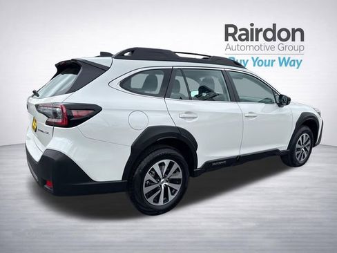 Used 2025 Subaru Outback AWD/4WD image 8