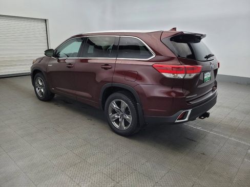 Used 2018 Toyota Highlander Limited Platinum image 5