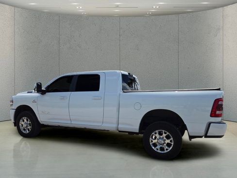 Used 2023 RAM 2500 Laramie AWD/4WD image 5