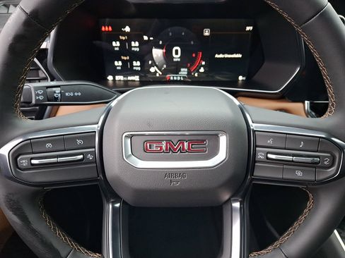 New 2026 GMC Canyon AT4 image 9