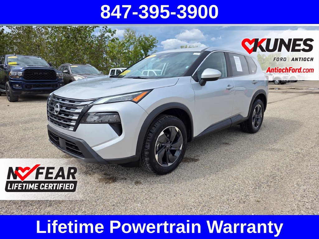 Used 2025 Nissan Rogue SV AWD/4WD image 4