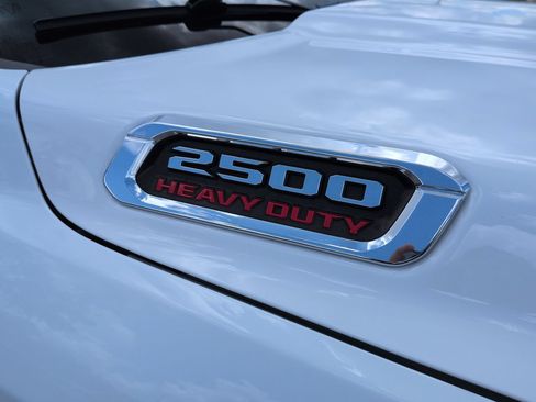 Used 2024 RAM 2500 Big Horn AWD/4WD image 14
