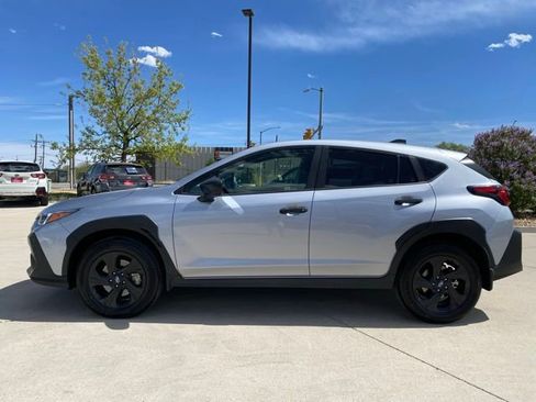 Used 2024 Subaru Crosstrek 2.0i AWD/4WD image 2